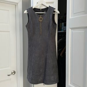 Perfect for numerous occasions. New!